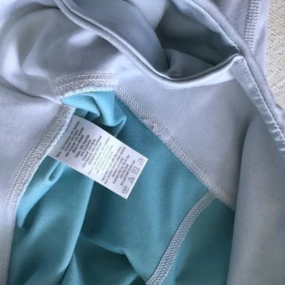 Alo Yoga Goddess Ribbed Legging Woman’s Size Large Tropical Feathers Print/Grey - Picture 4 of 13